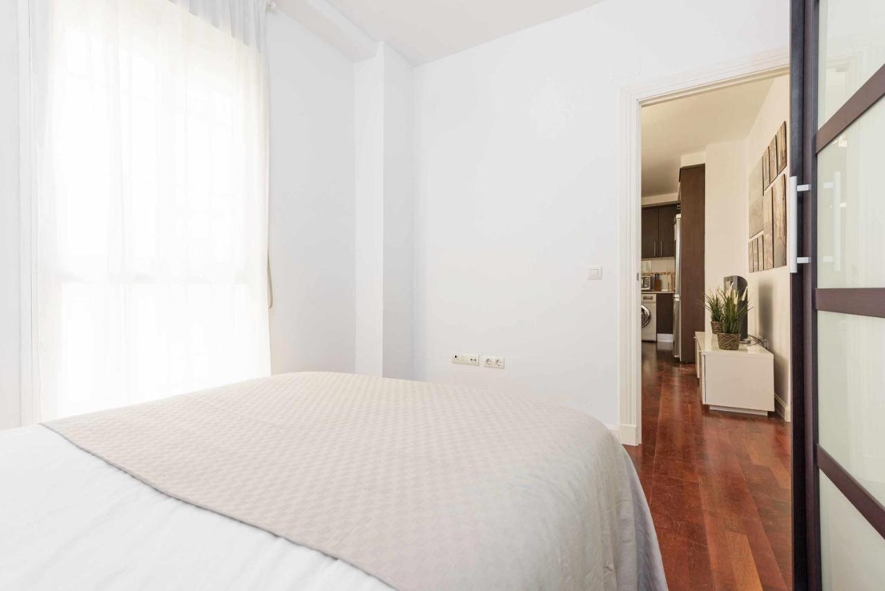 Pineapple Pena 19 Apartment Malaga Exterior photo