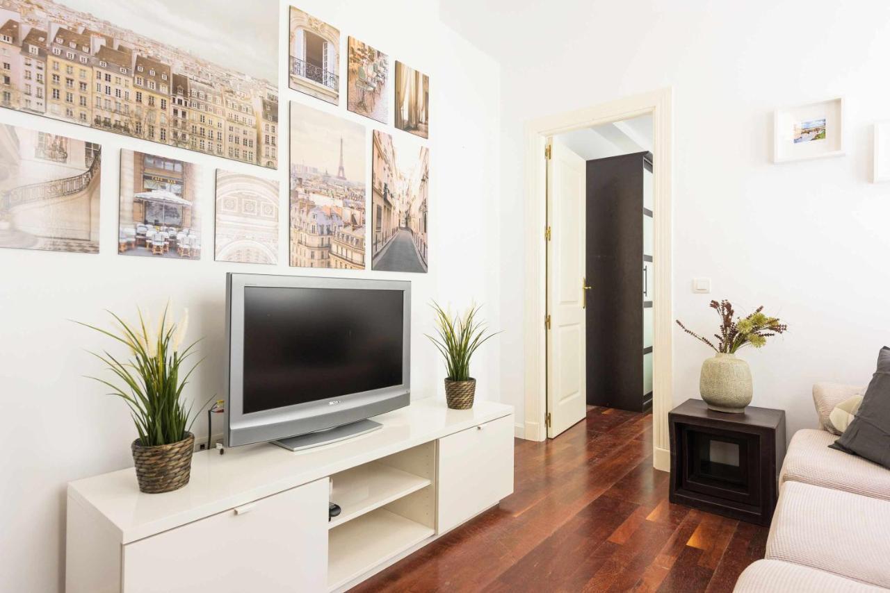 Pineapple Pena 19 Apartment Malaga Exterior photo